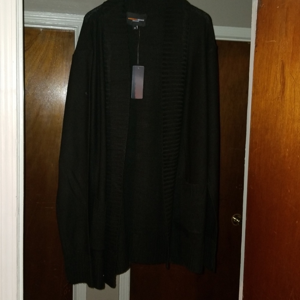 Sweater/Cardigan